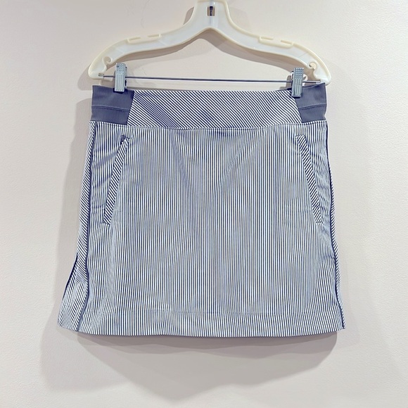 🔥ATHLETA Striped Gray Skirt🔥 - Picture 1 of 6